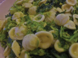 042: Orecchiette with broccoli rabe Orecchiette with broccoli rabe