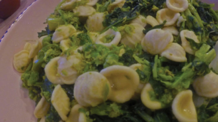042: Orecchiette with broccoli rabe Orecchiette with broccoli rabe