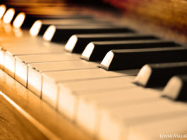 045: Non Stereotypical Italian Music with Michael Hynes Stereotypical Italian Music