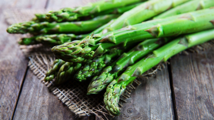 050: Preparing Asparagus — hunting, buying, and cooking Preparting Asparagus FB